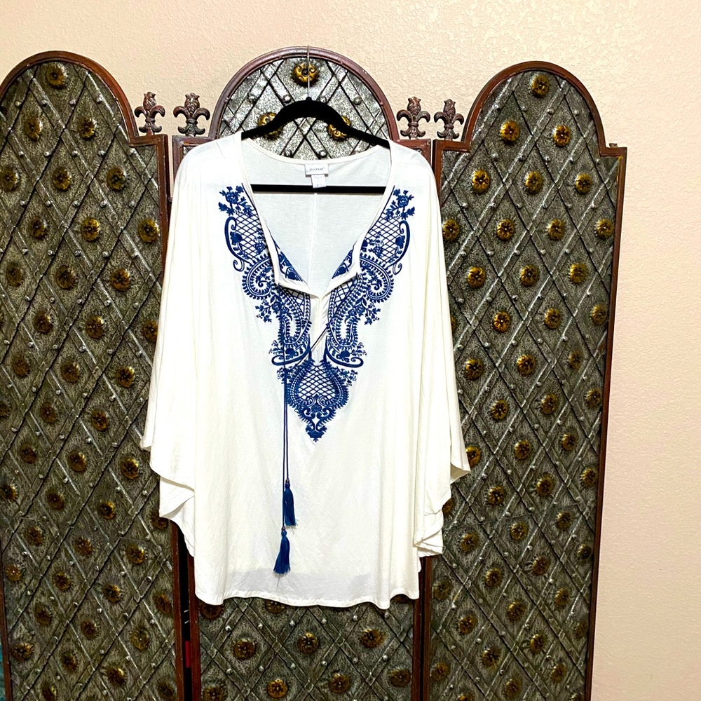 Avenue blouse size 22/24